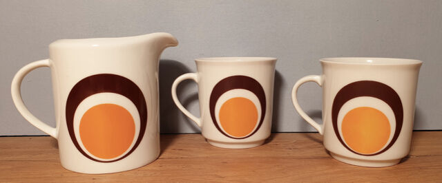 Trio 70's cups and milk pot