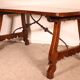 Table Espagnole En Noyer Du 17° Siècle