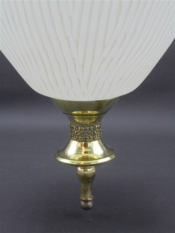 Suspension en verre et laiton