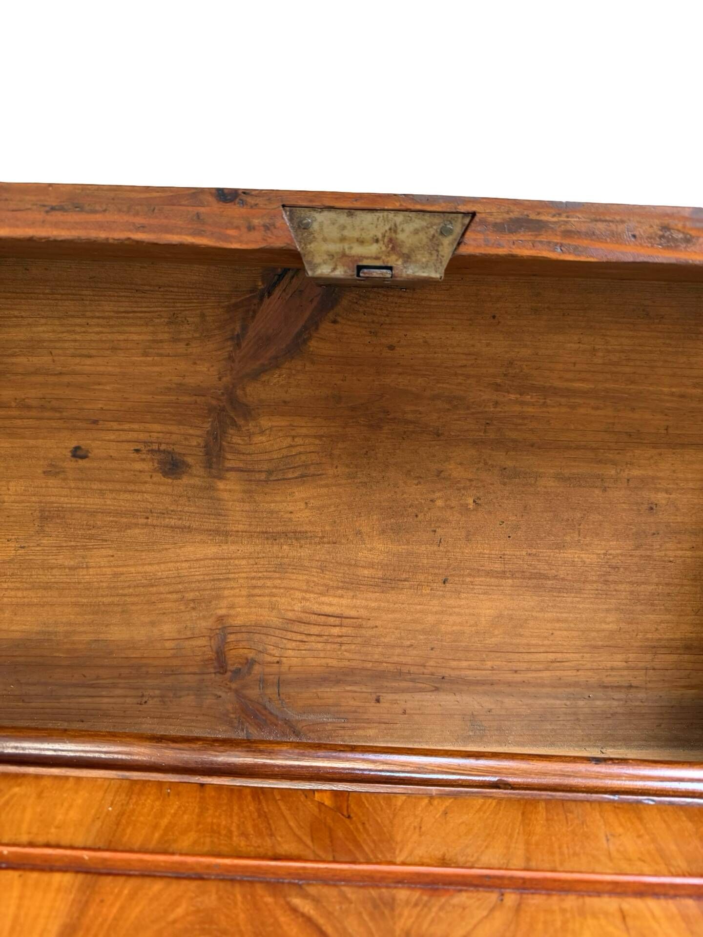 Small Antique walnut and walnut veneered Chest of Drawers – Neoclassic