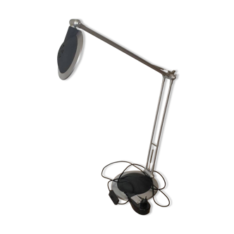 Desk lamp