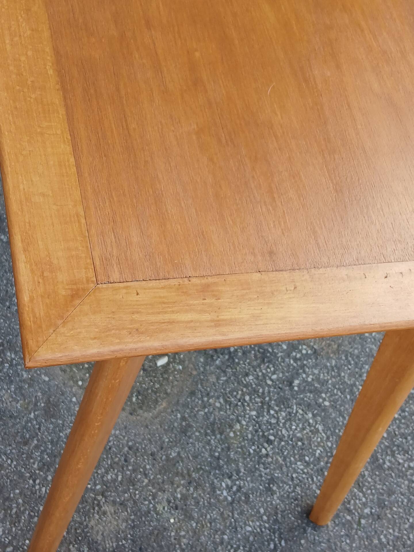 Table d’appoint bureau anneées 50/60