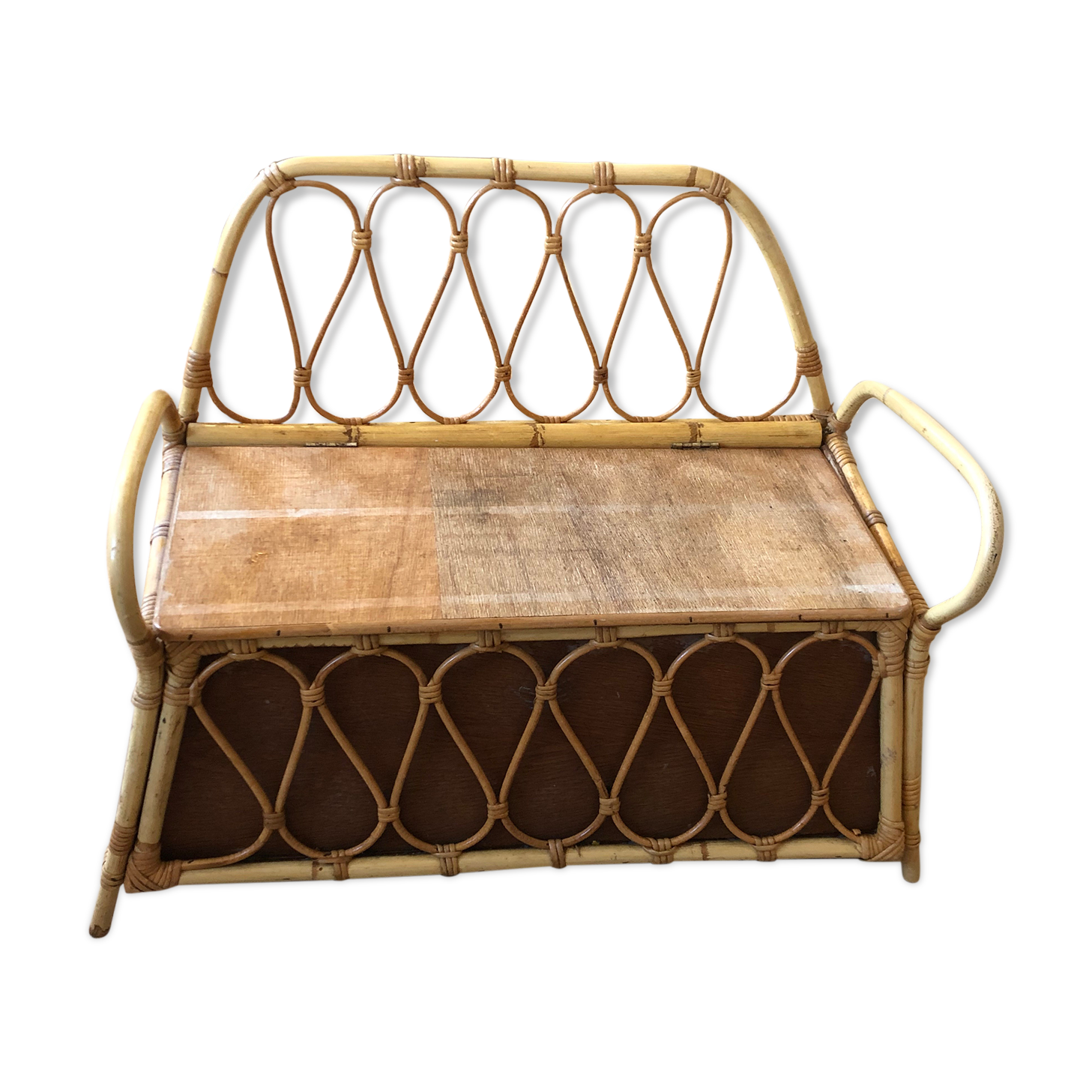 Rattan chest