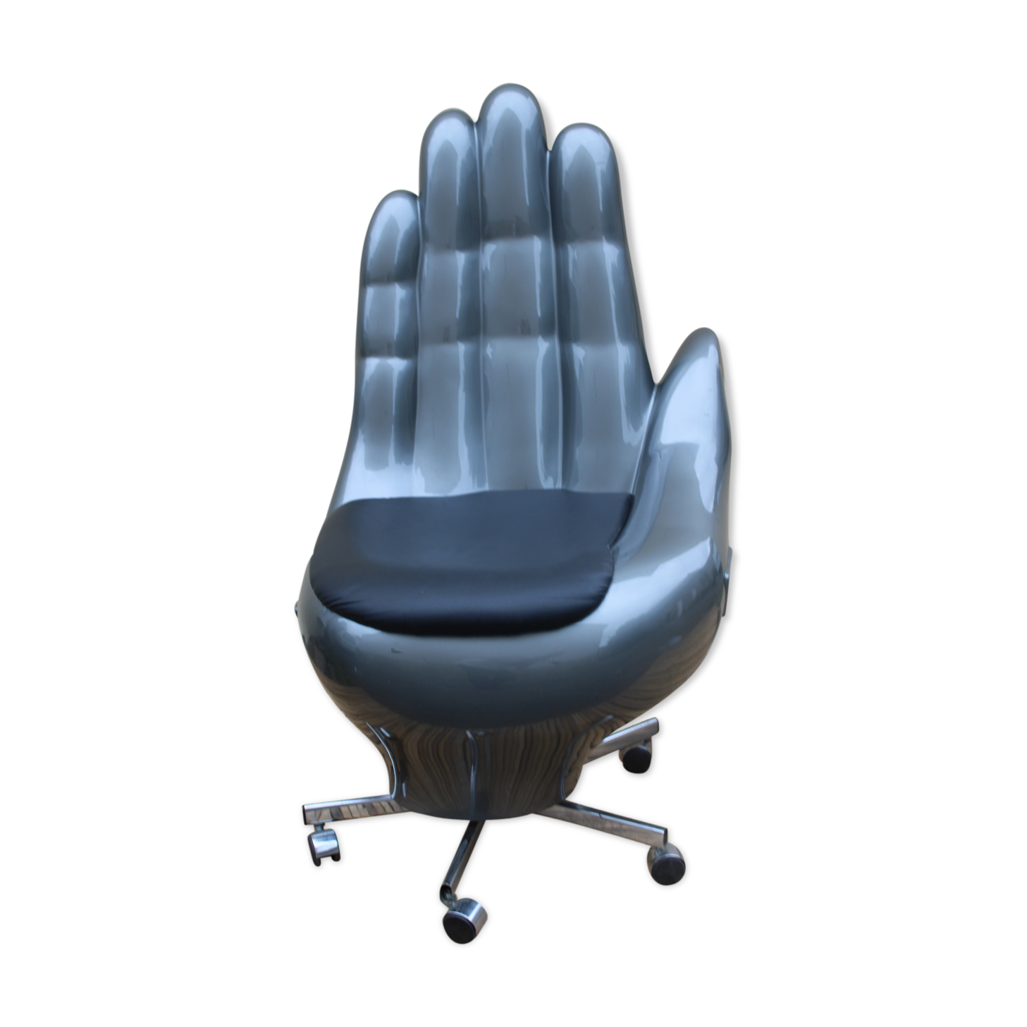 Hand-shaped chair