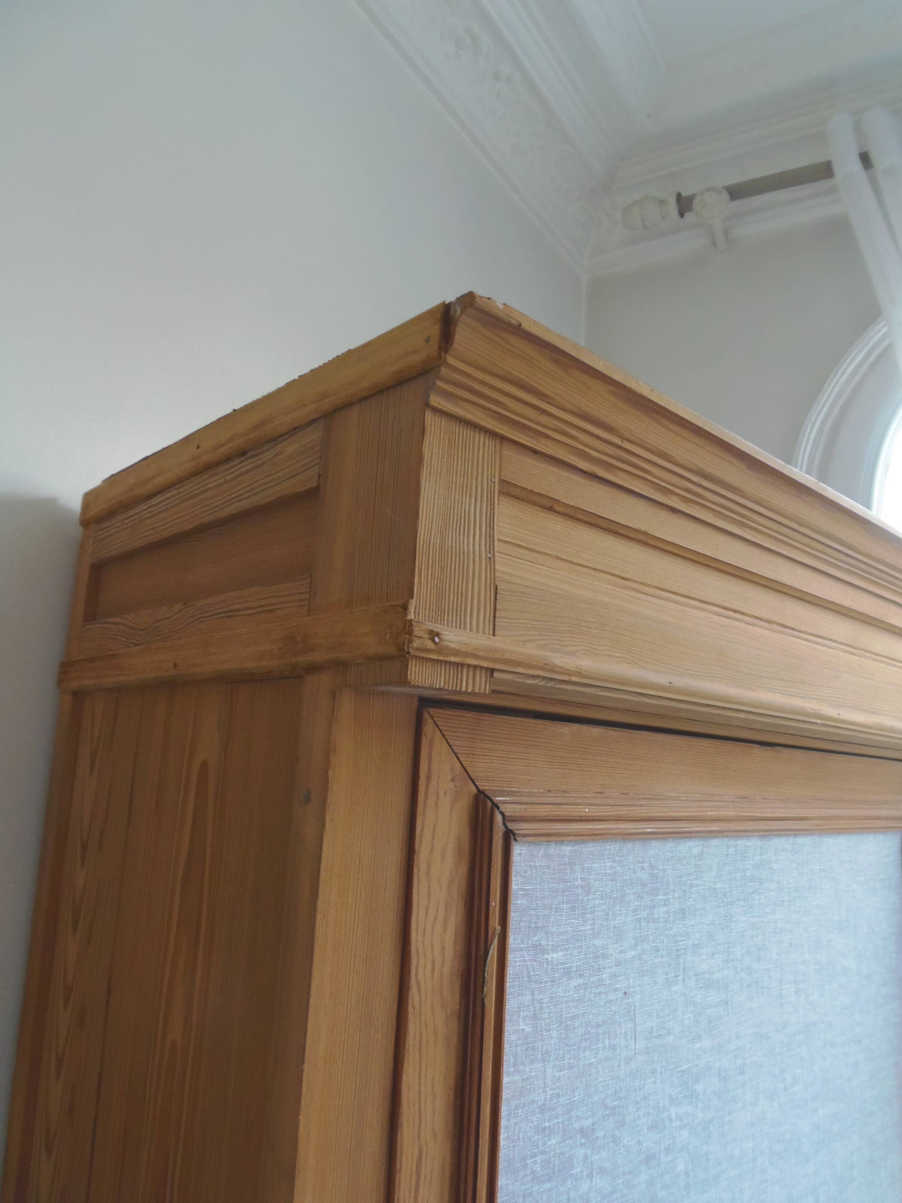 Lingerie, wardrobe, dresser from 1905 in pitch pine with a waxed finish.
