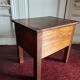 Tabouret coffre en bois