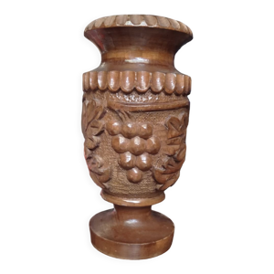 Vase bois sculpté