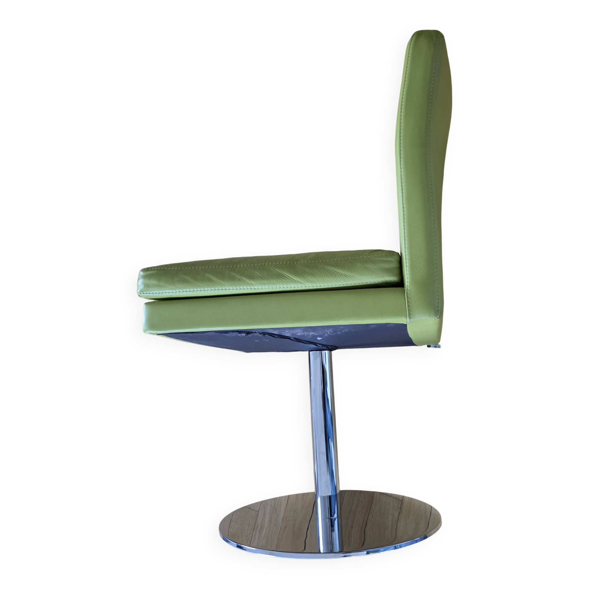 Hülsta leather armchair