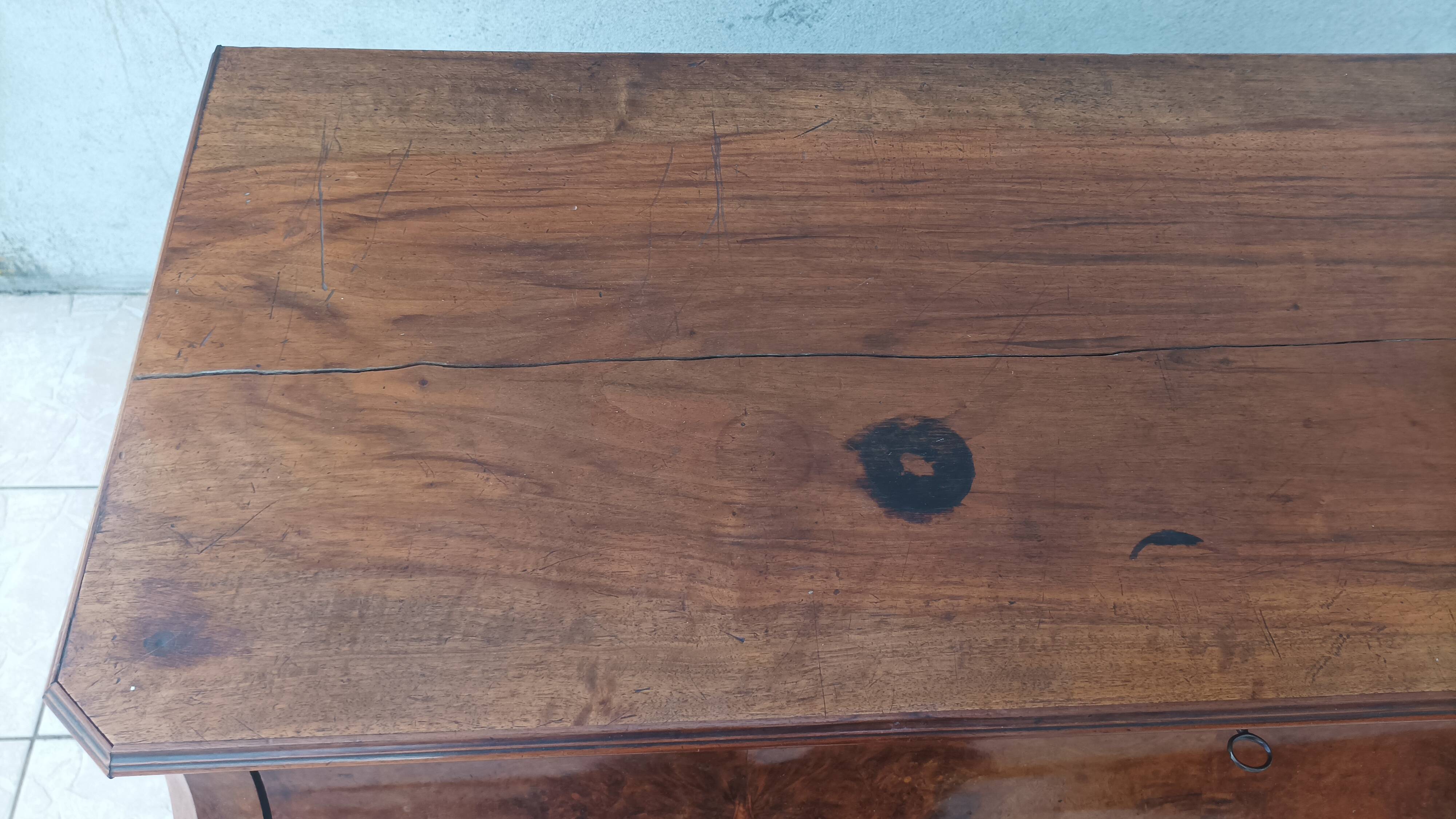 Louis Philippe walnut chest of drawers