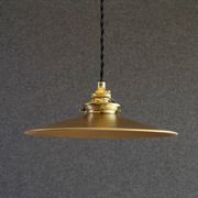 suspension opaline ancienne peinte en doré, livrée avec cable et douille neufs