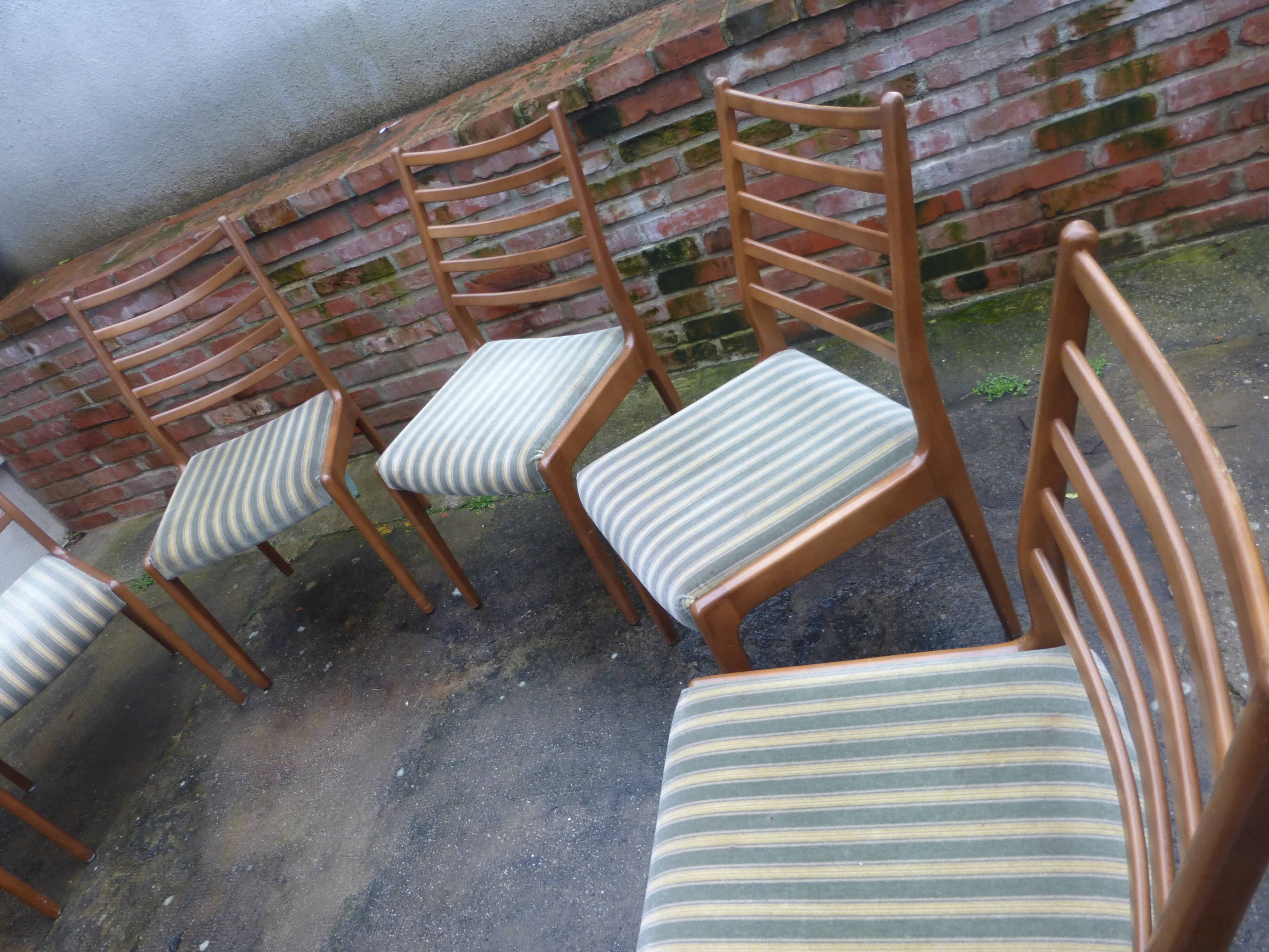 Set of 6 Welzel chairs – Modernist Danish Design – 1960s