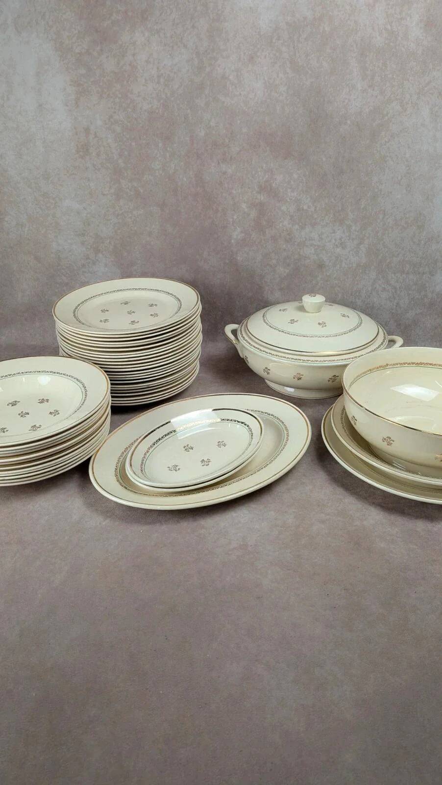 Set of 6 Gien deep plates
