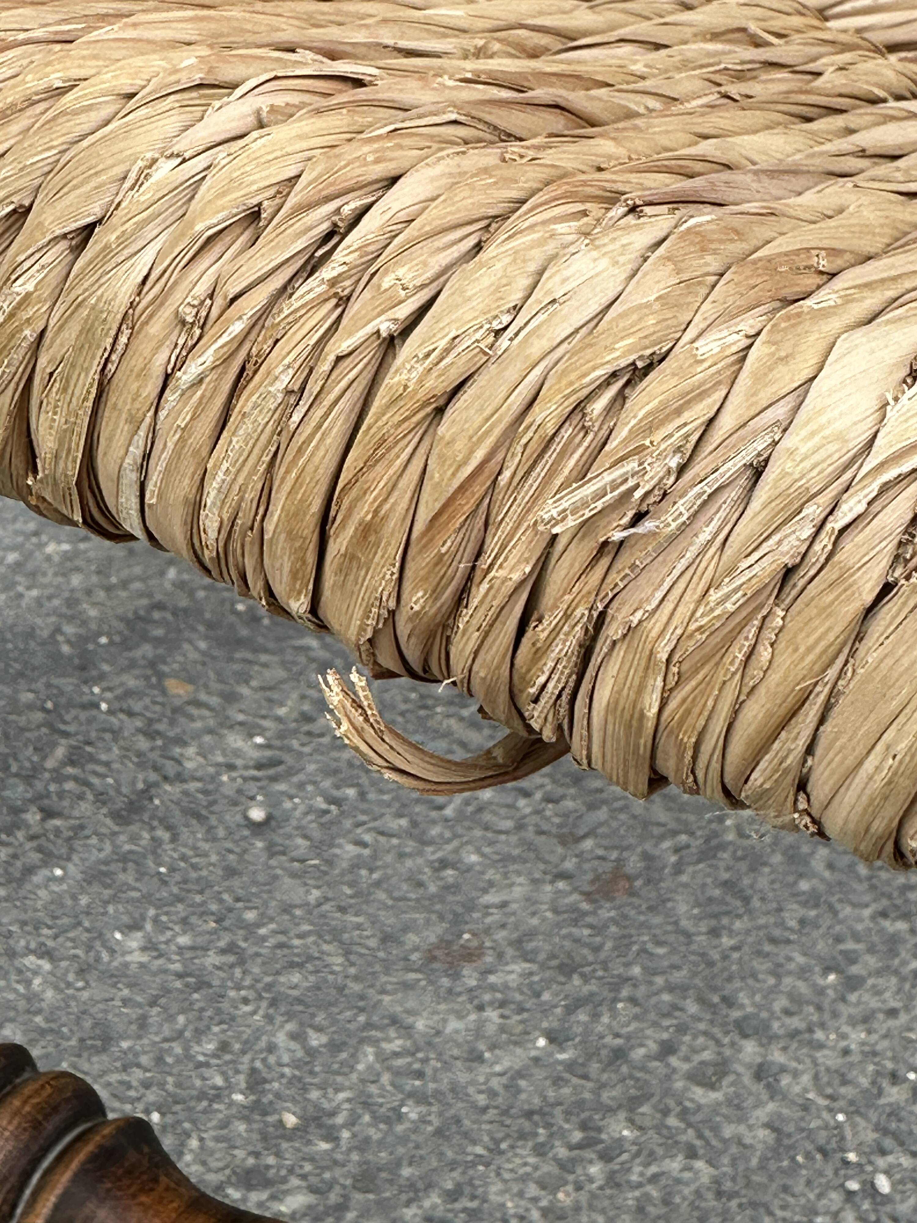 Low chair in oak and straw vintage design 60s