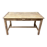 Jolie table ou bureau en bois décapé