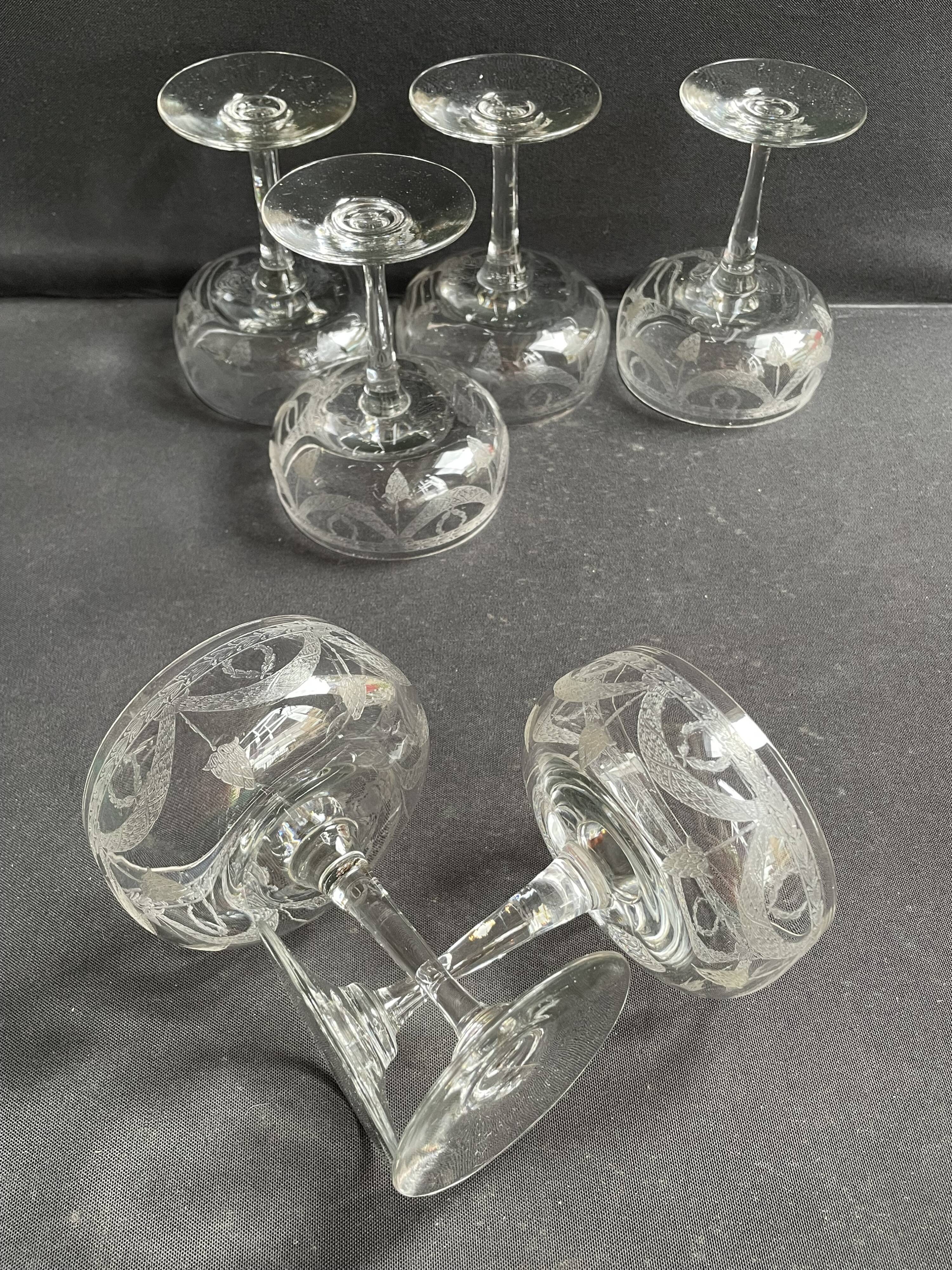 6 ½ crystal guilloché champagne glasses – Art nouveau