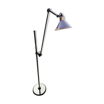 Lampadaire par Bernard-Albin Gras