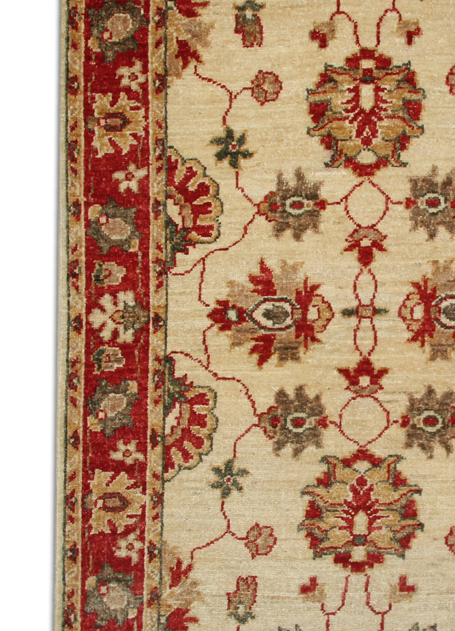 Traditional Cream Wool Rug, Small Red Floral Oriental Carpet 86x123 cm