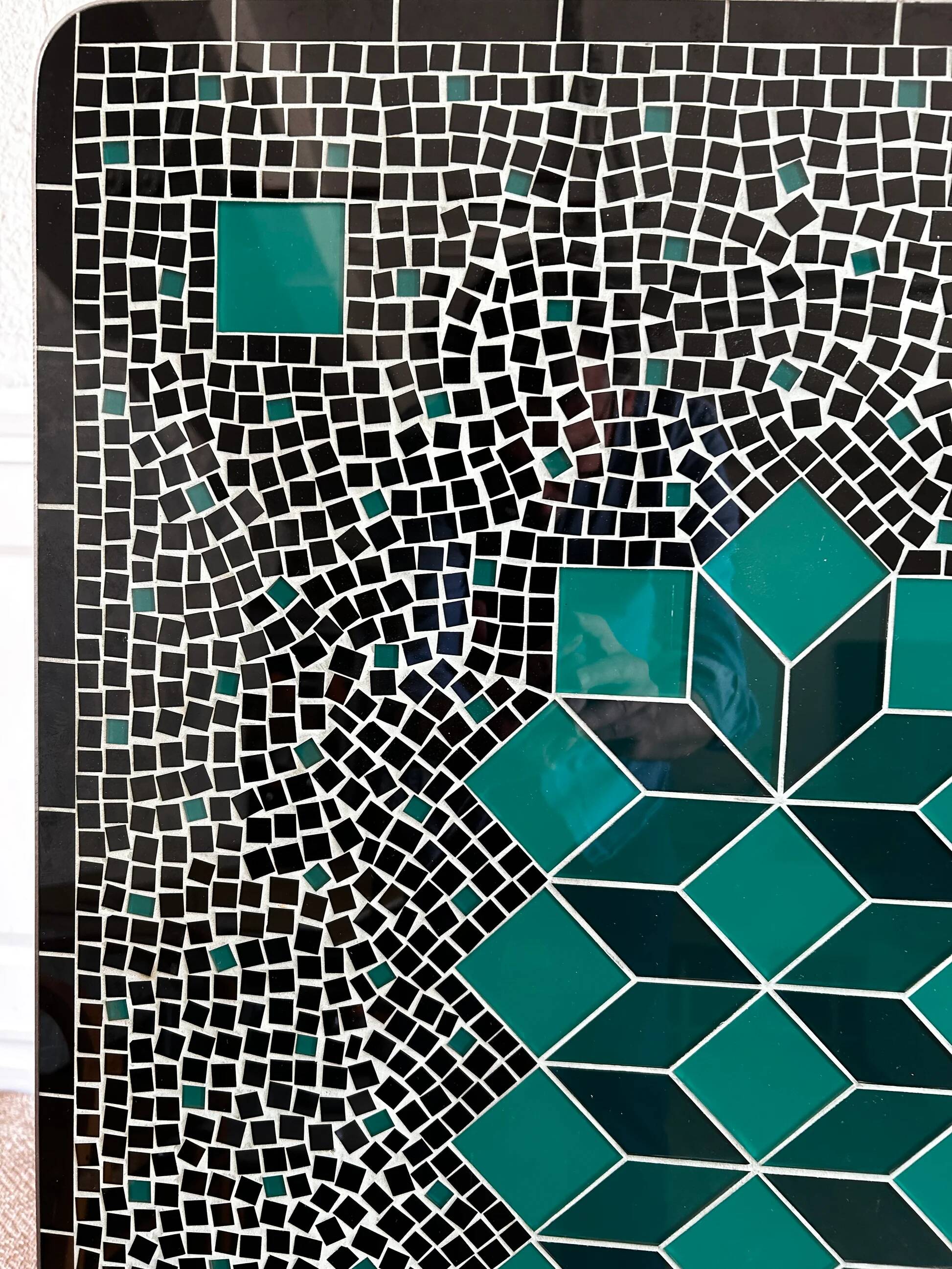 Table basse en mosaïque céramique vert sauge et noir, Allemagne, années 1970
