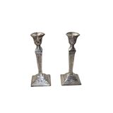 Pair of silver-plated candlesticks – Louis XVI decor – 19th century England