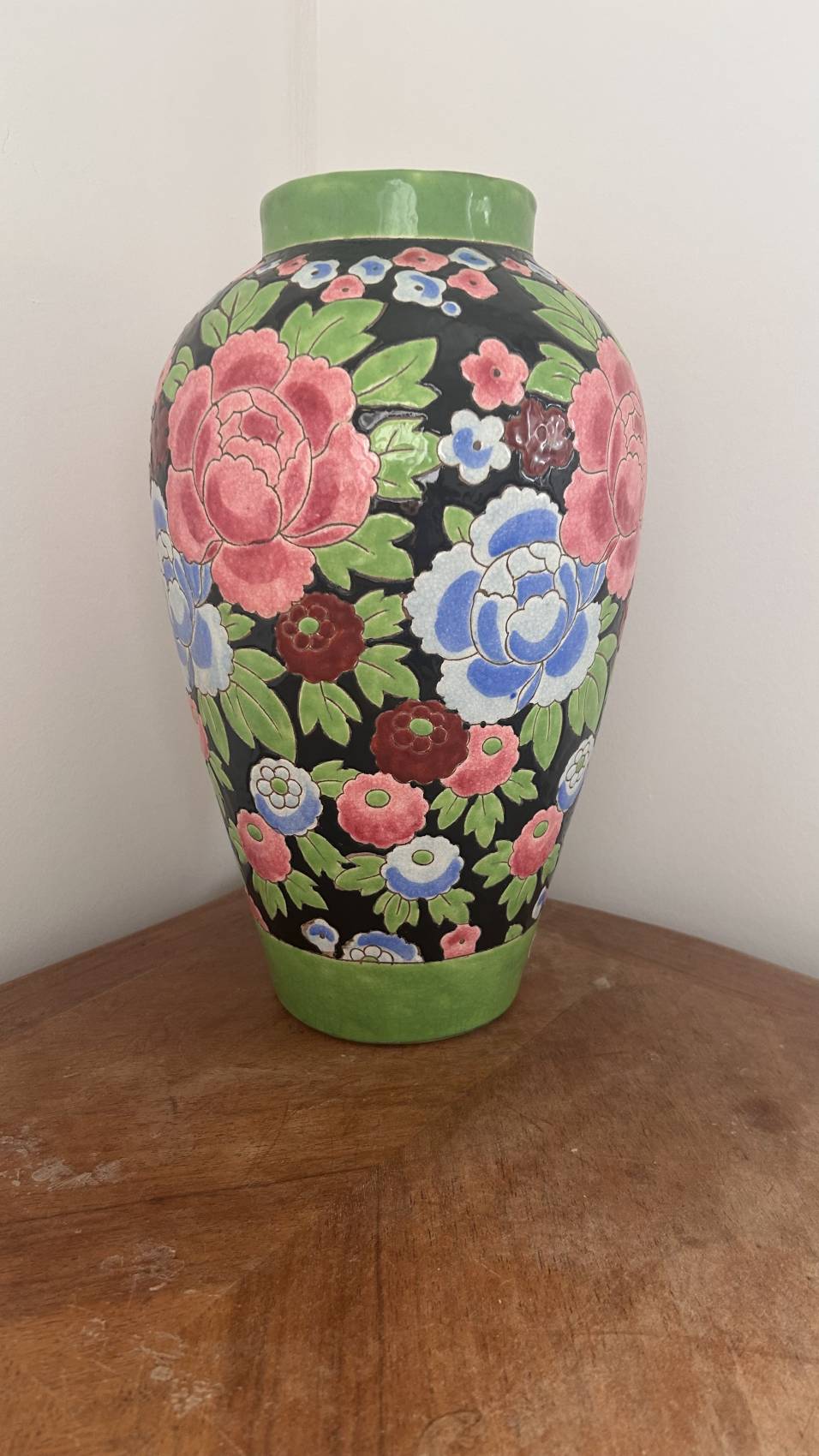Large Keramis vase – Art Deco period with peony motif