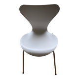 Arne Jacobsen Series 7 Chair