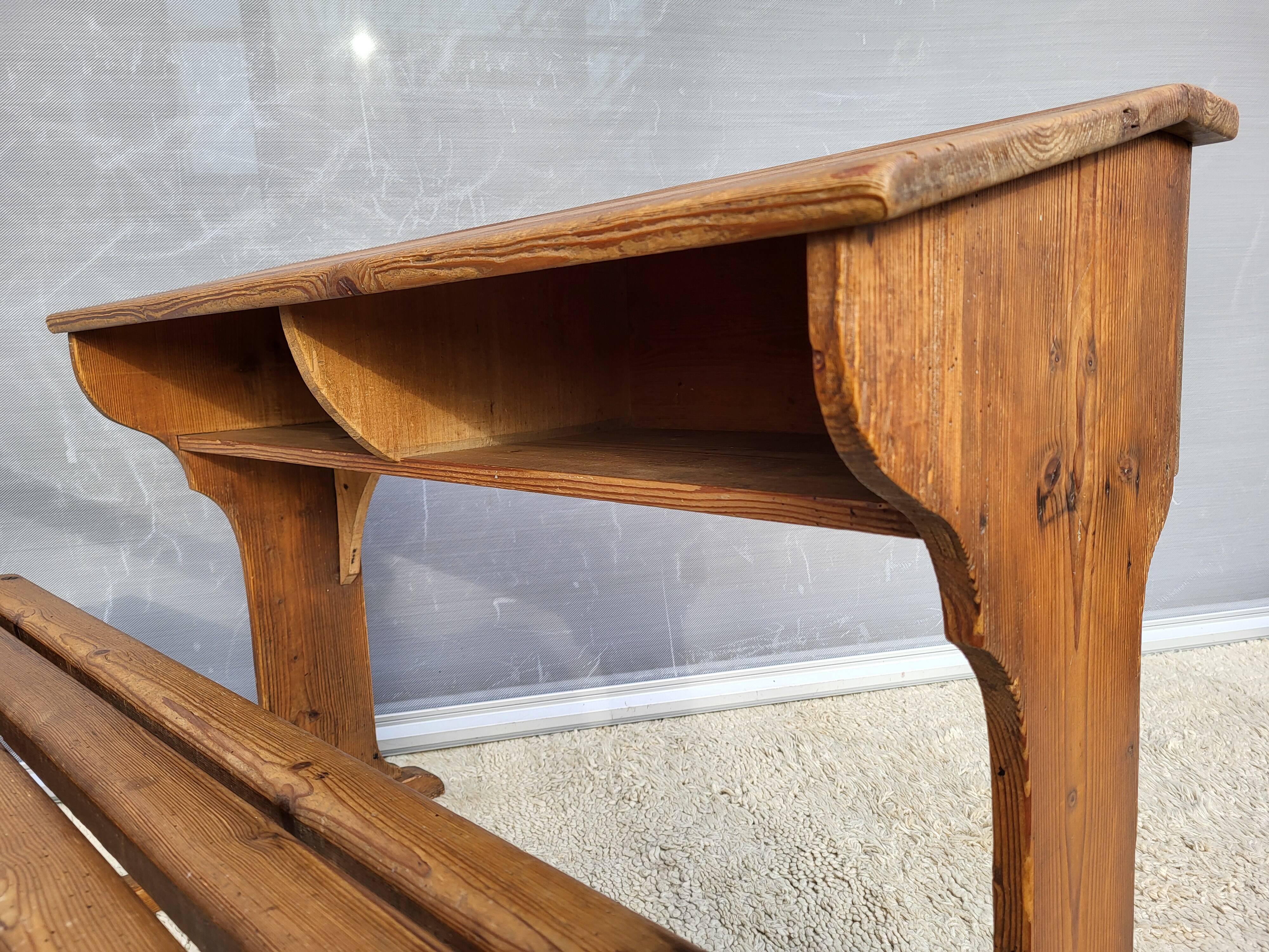 Double solid wood school desk