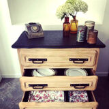 Commode en bois massif