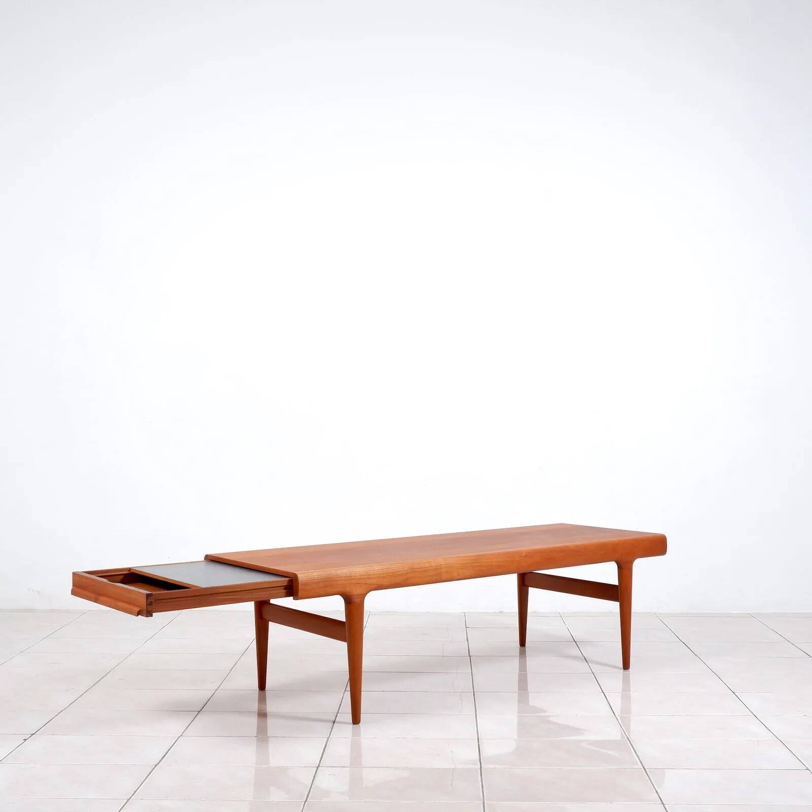 Large teak coffee table by Johannes Andersen for Uldum Møbelfabrik