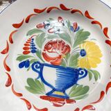 2 assiettes st clement luneville xixème  motif fleuris
