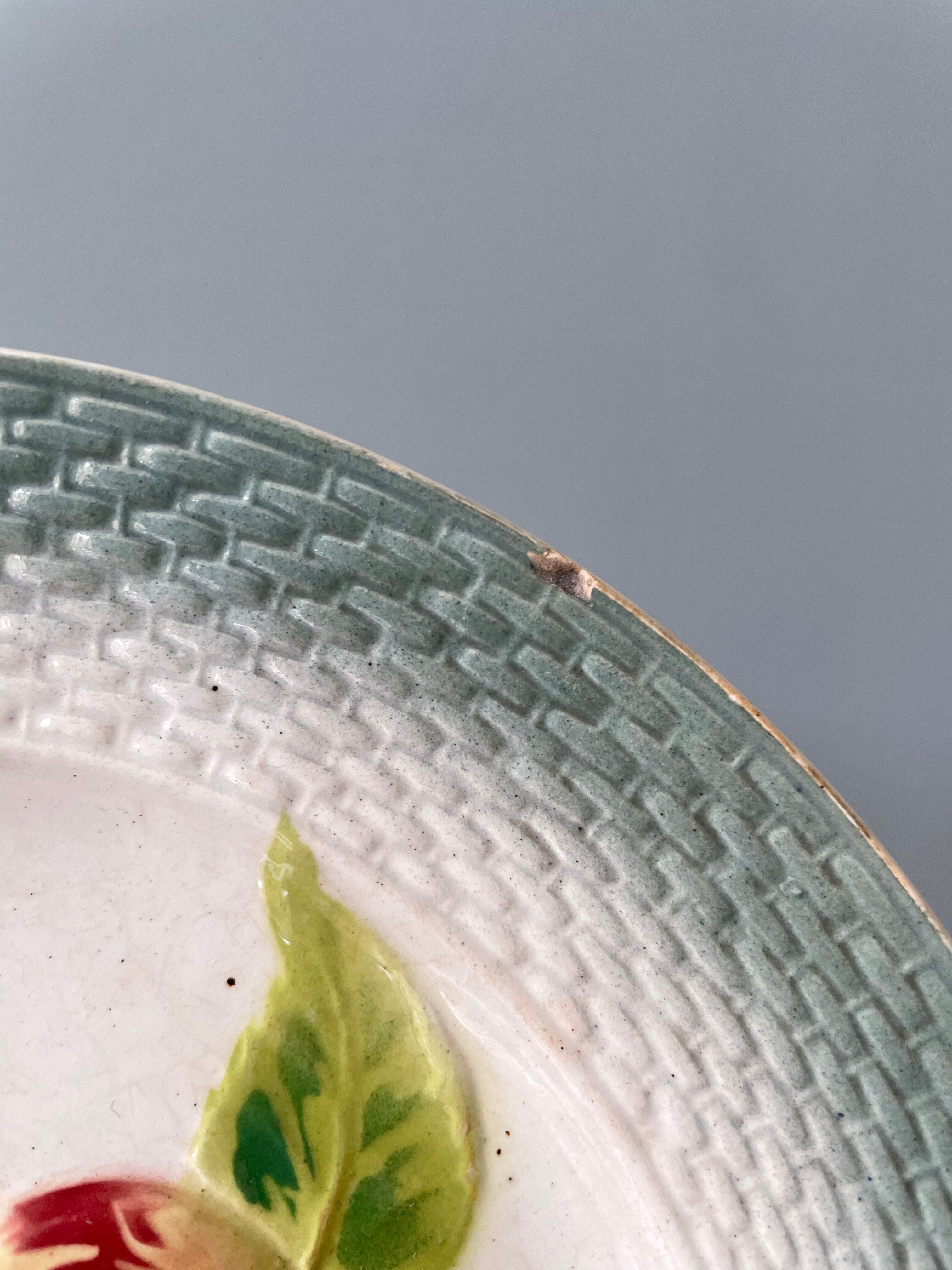Set of 4 dessert plates in slurry St Amand Hamage