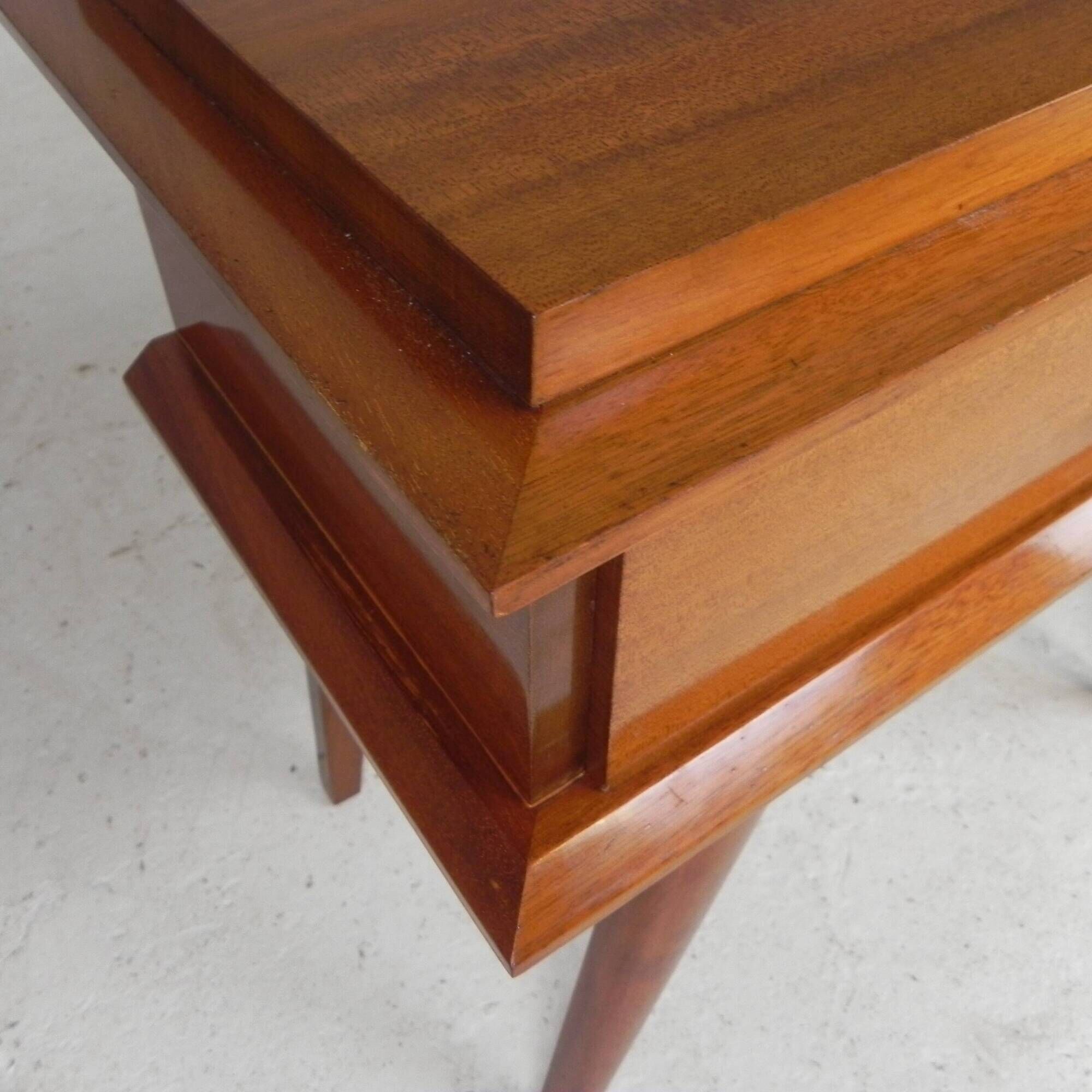 Table de chevet vintage en teck, années 1960