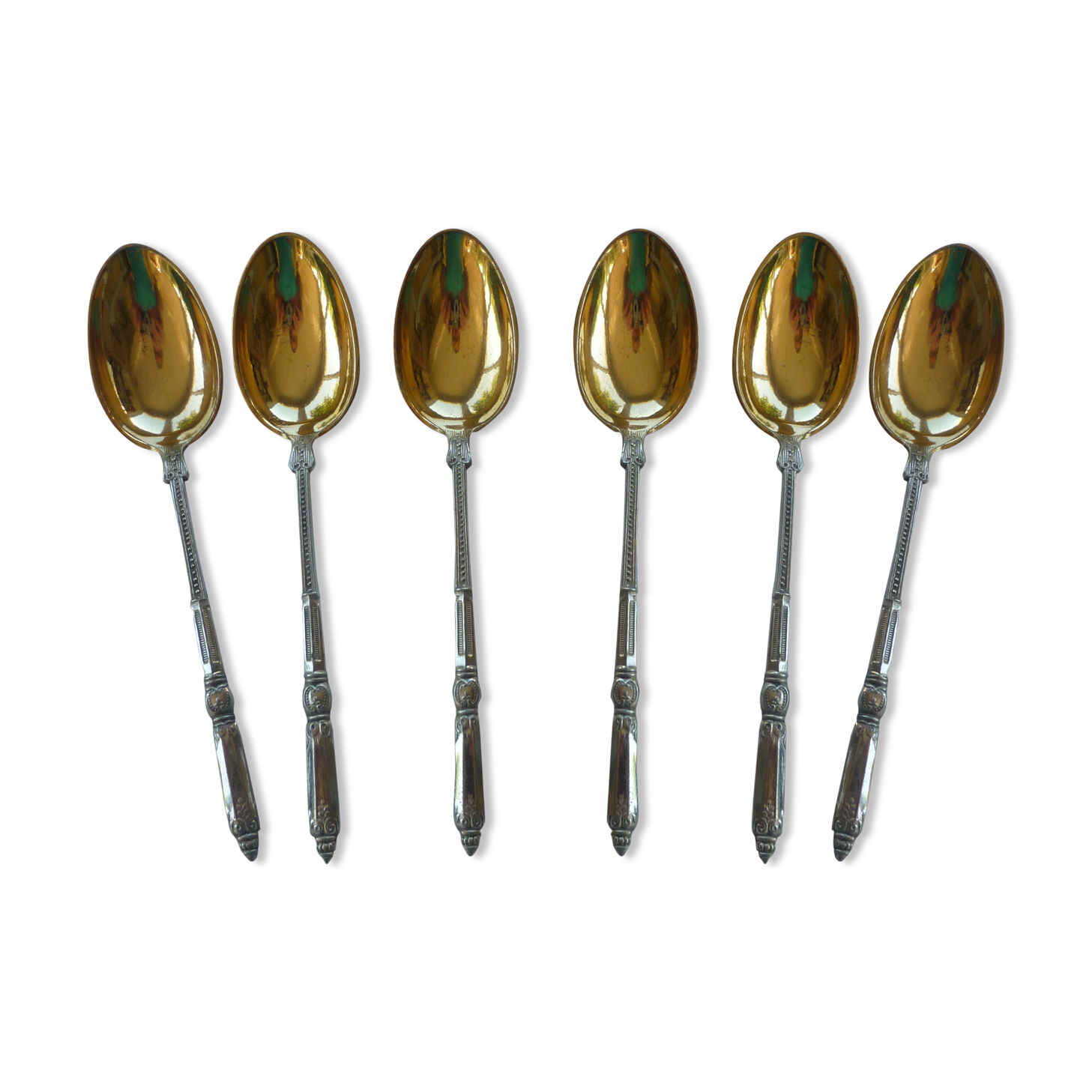 6 spoonfuls of silver and gold metal coffee