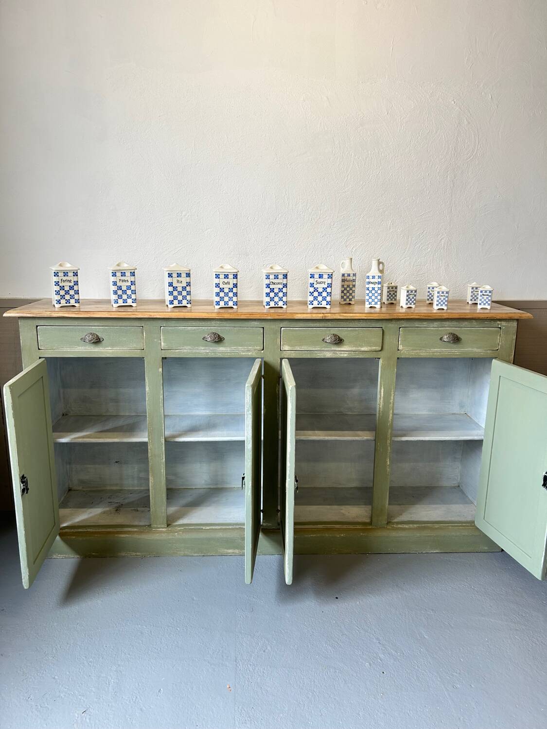 Antique green patinated grand buffet – 4 doors & 4 drawers – Wooden top