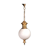 Suspension boule en opaline des années 50