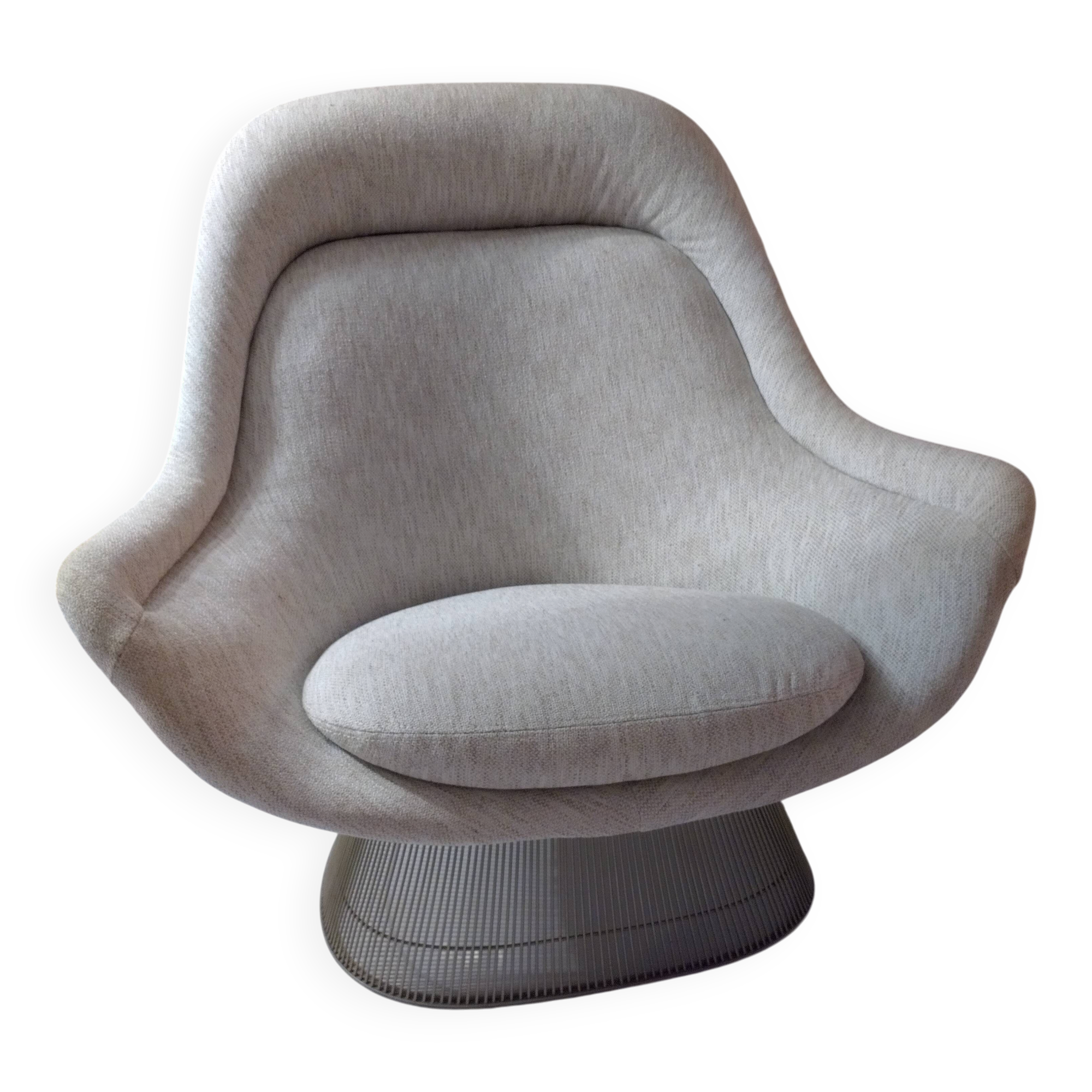 Warren Platner armchair published by Knoll