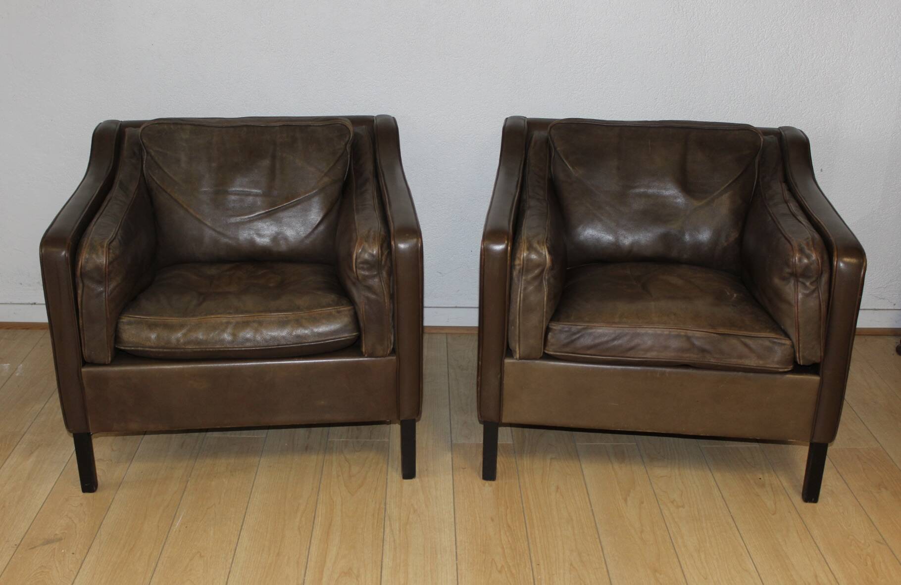 Pair of leather armchairs by Borge Mogensen circa 1970