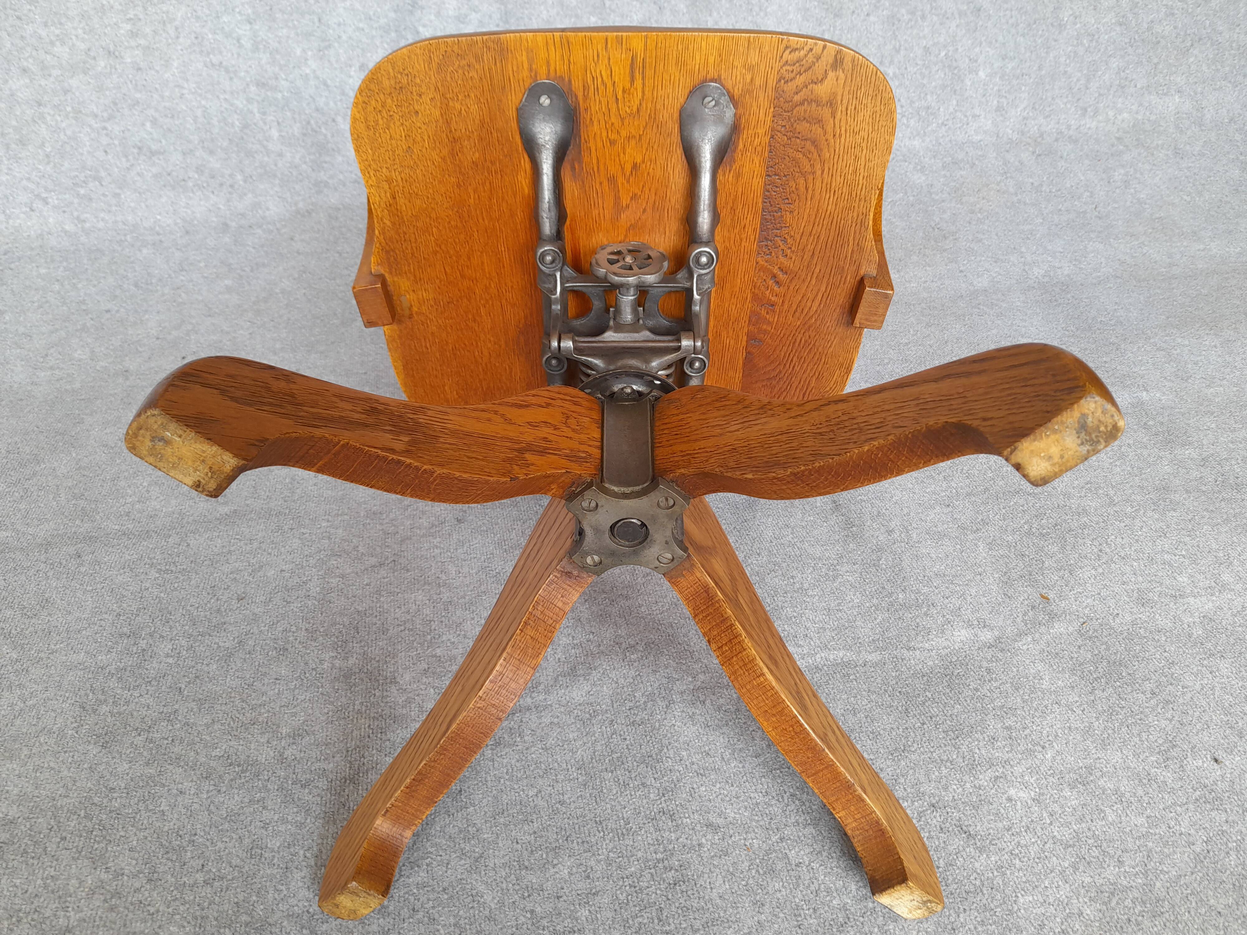 1940 american rotating desk chair