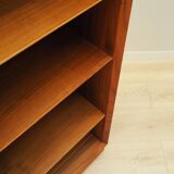 Danish teak bookcase by Hundevad, 1970s