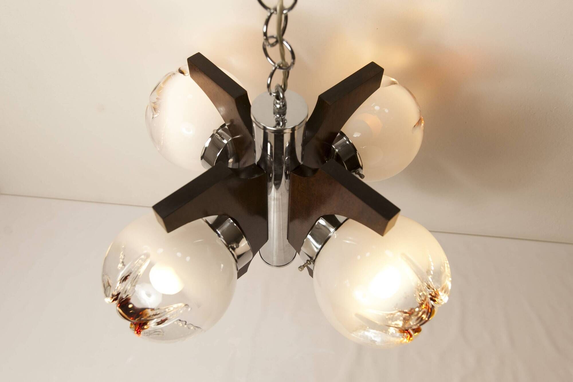 Lustre mazzega Murano 4 boules et teck 1960