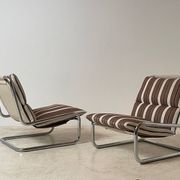 Paire de chauffeuses cantilever 1970