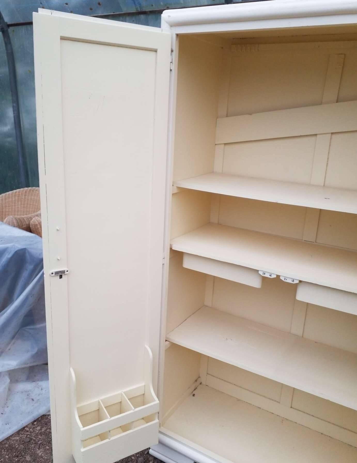 Mado sideboard cabinet