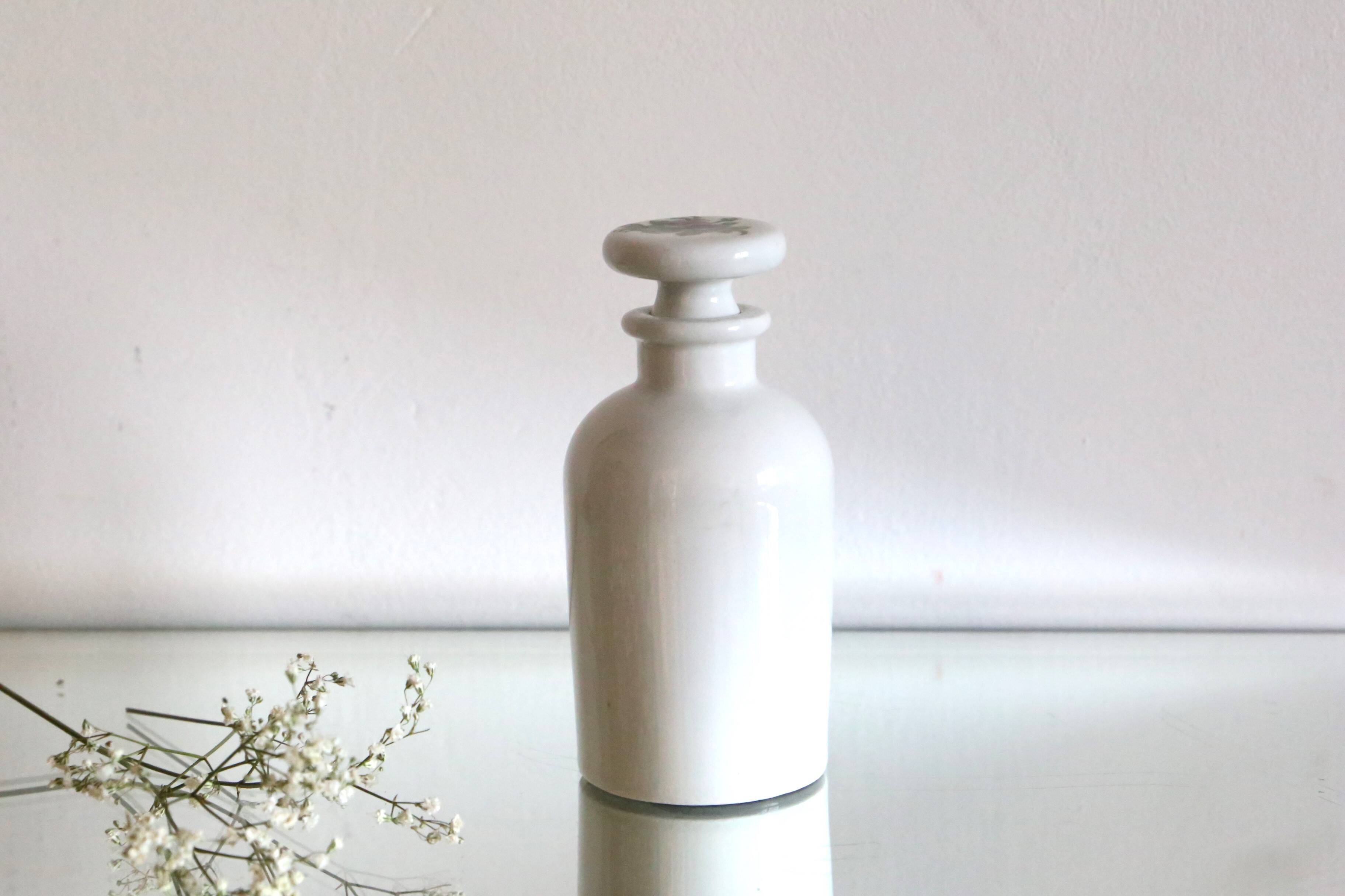 Ancien Flacon en porcelaine de Paris, vintage