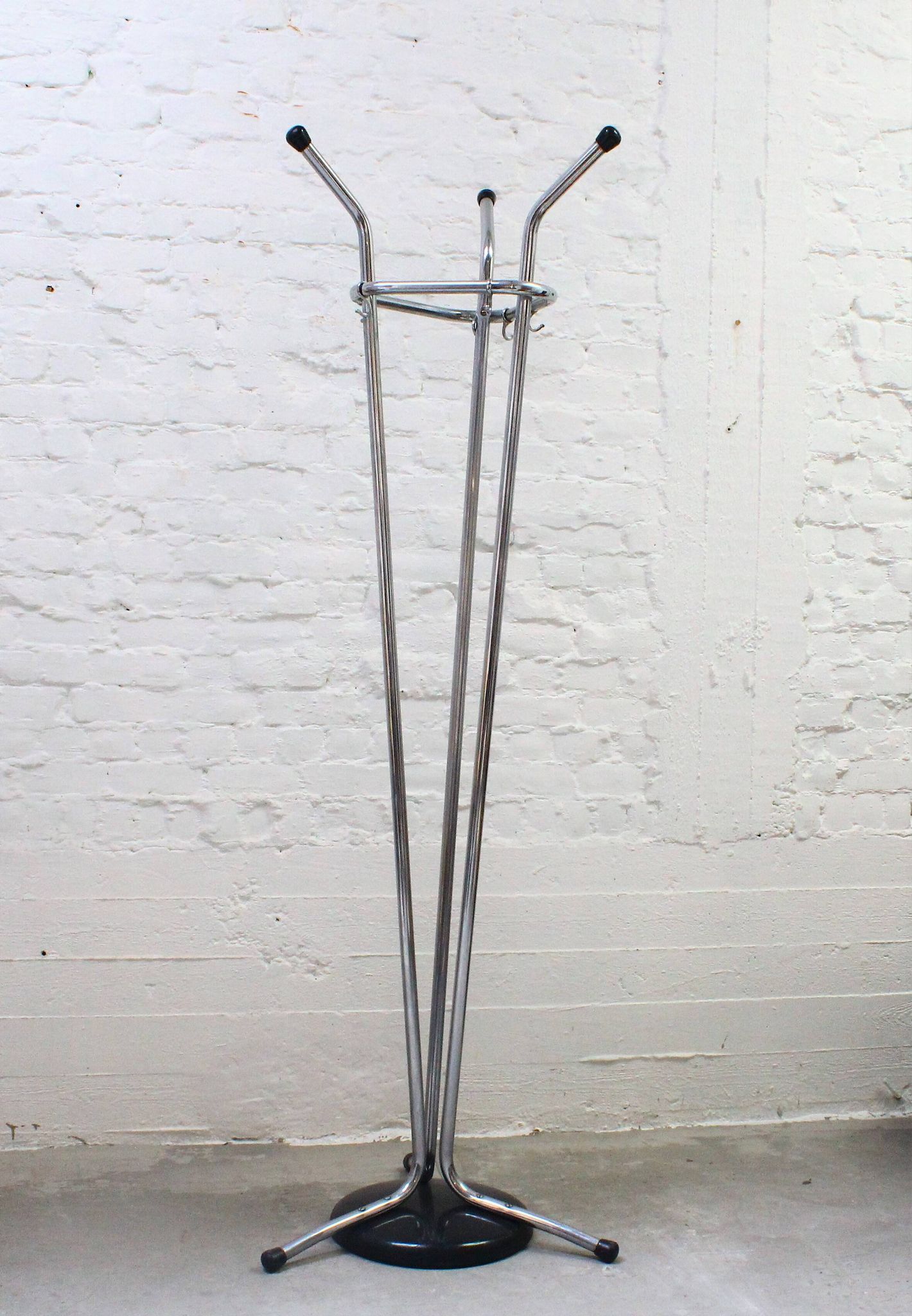 Vintage tubular chrome coat rack, 1970s