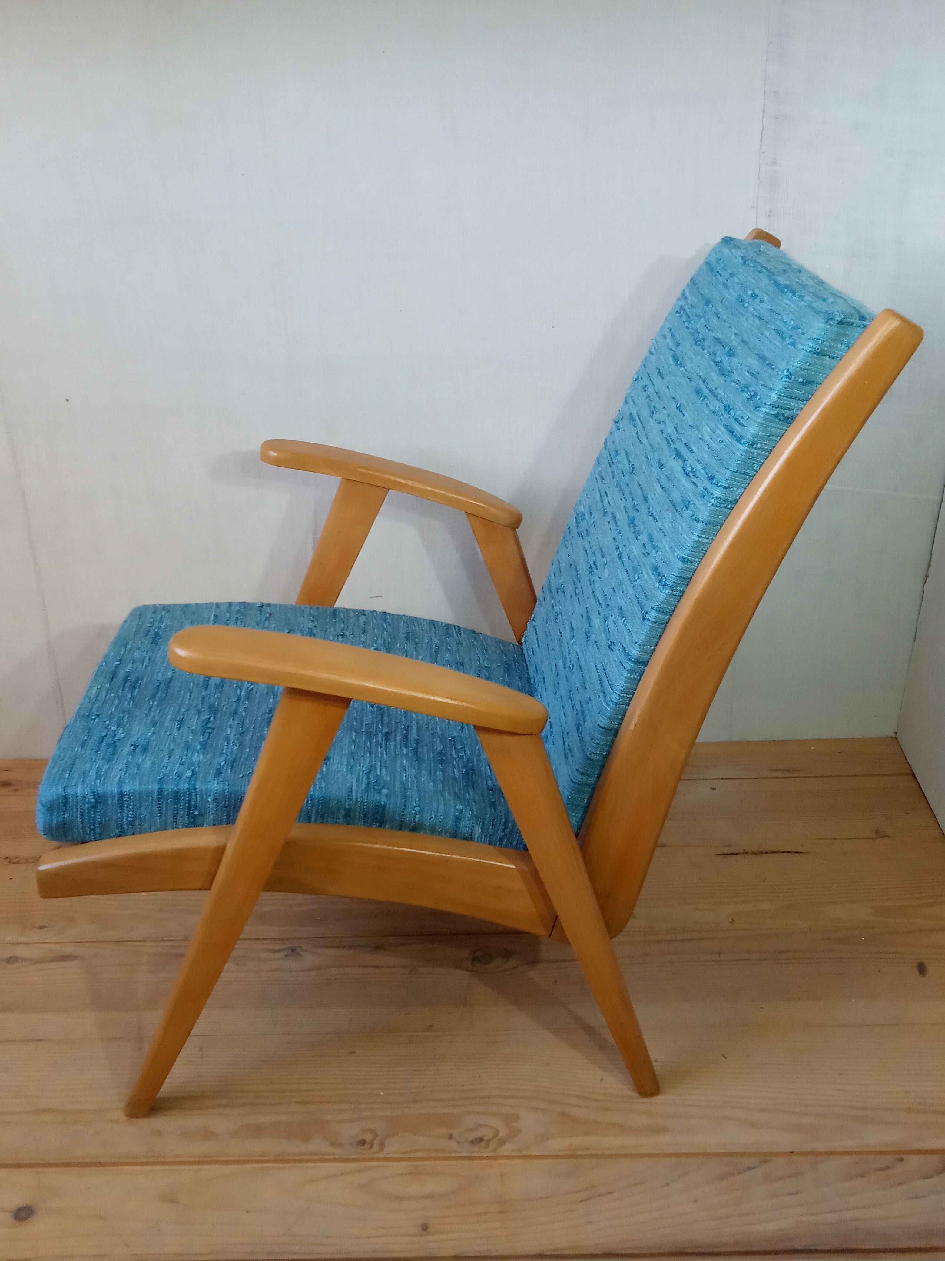 Fauteuil années 50 restauré