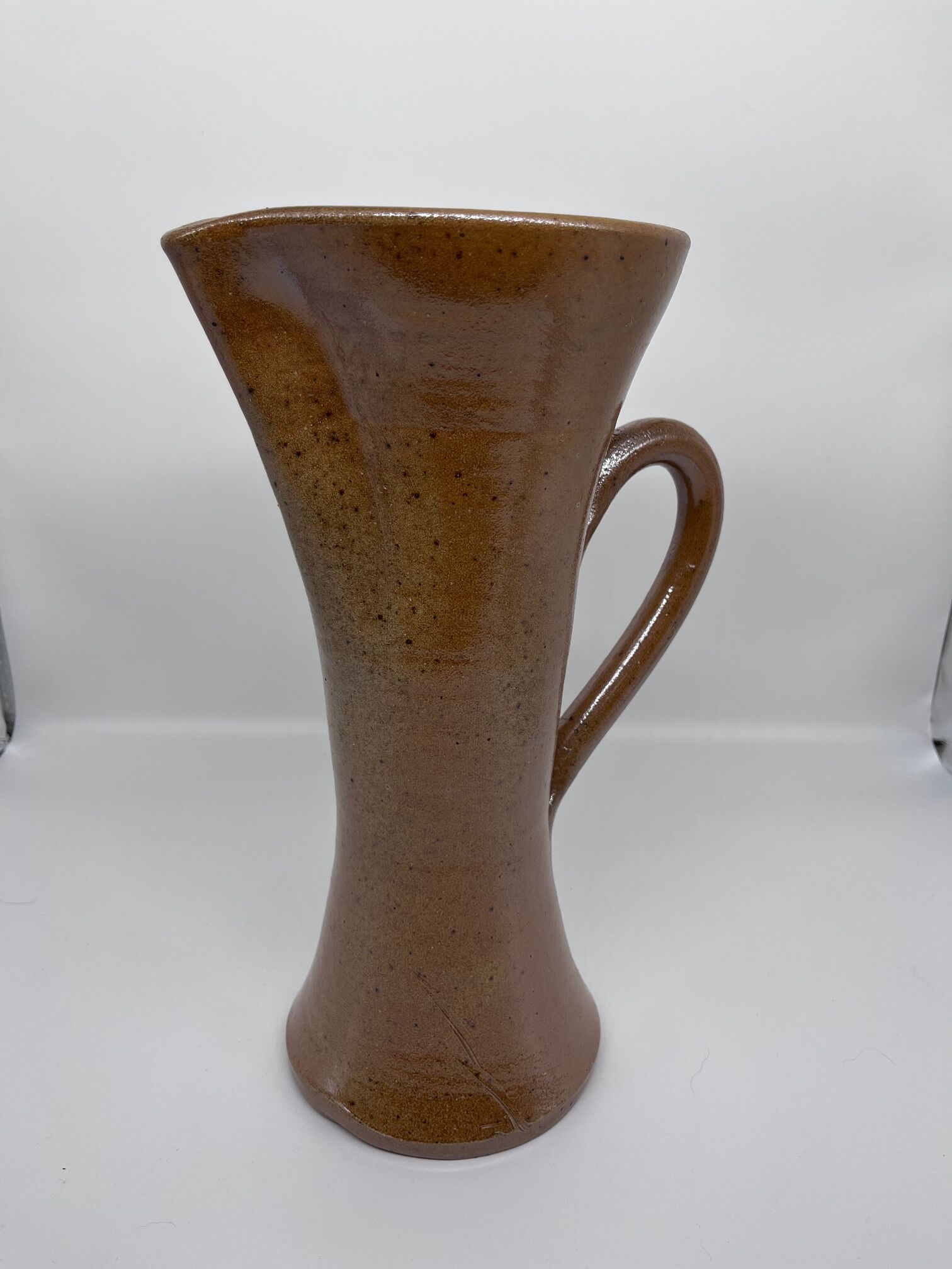 Pitcher in sandstone