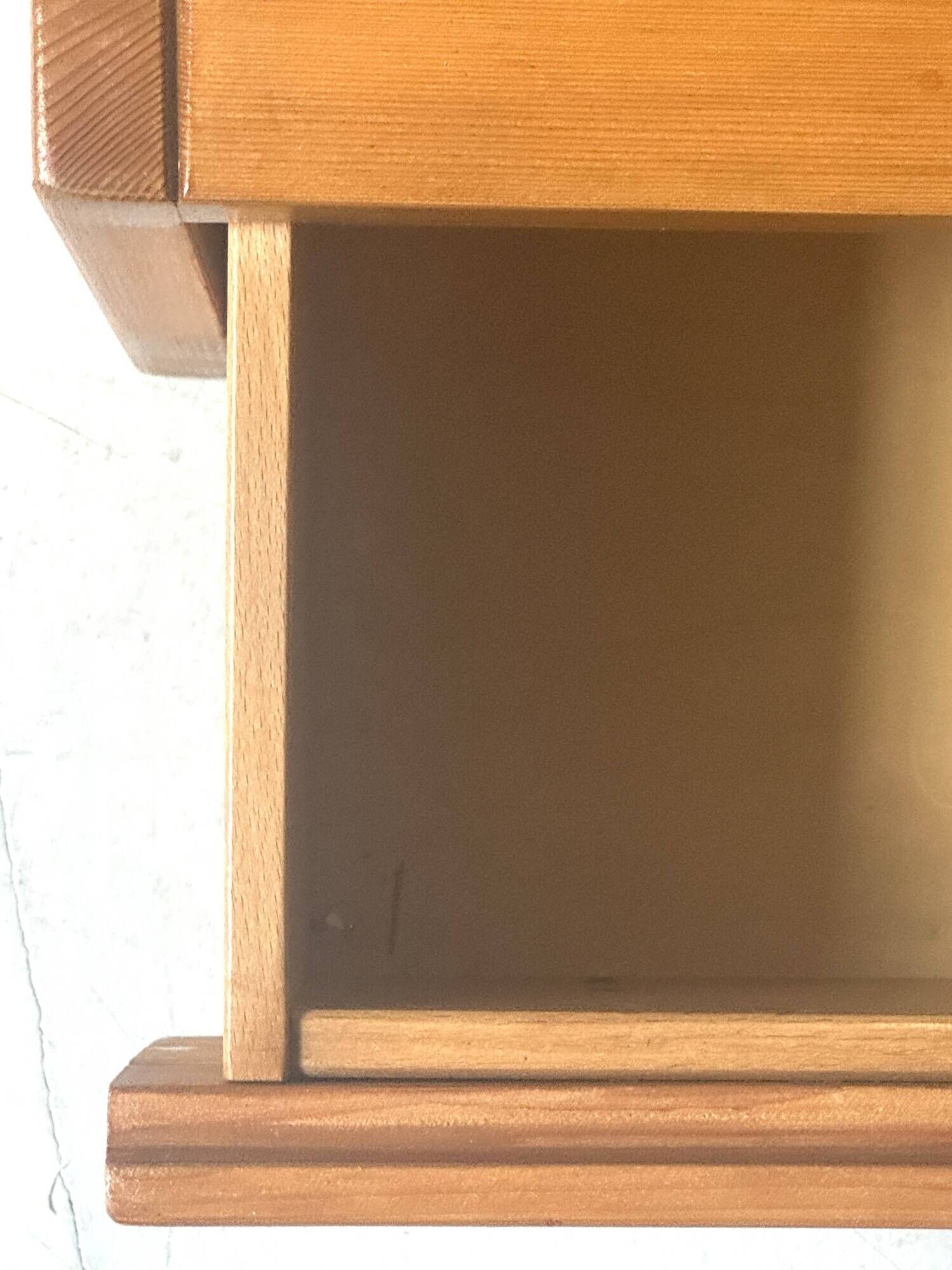 Low bedside table, accent table in elm wood, Maison Regain, France 1970.