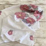 Nappe carré brodée  décor floral- coton - 150x150 cm