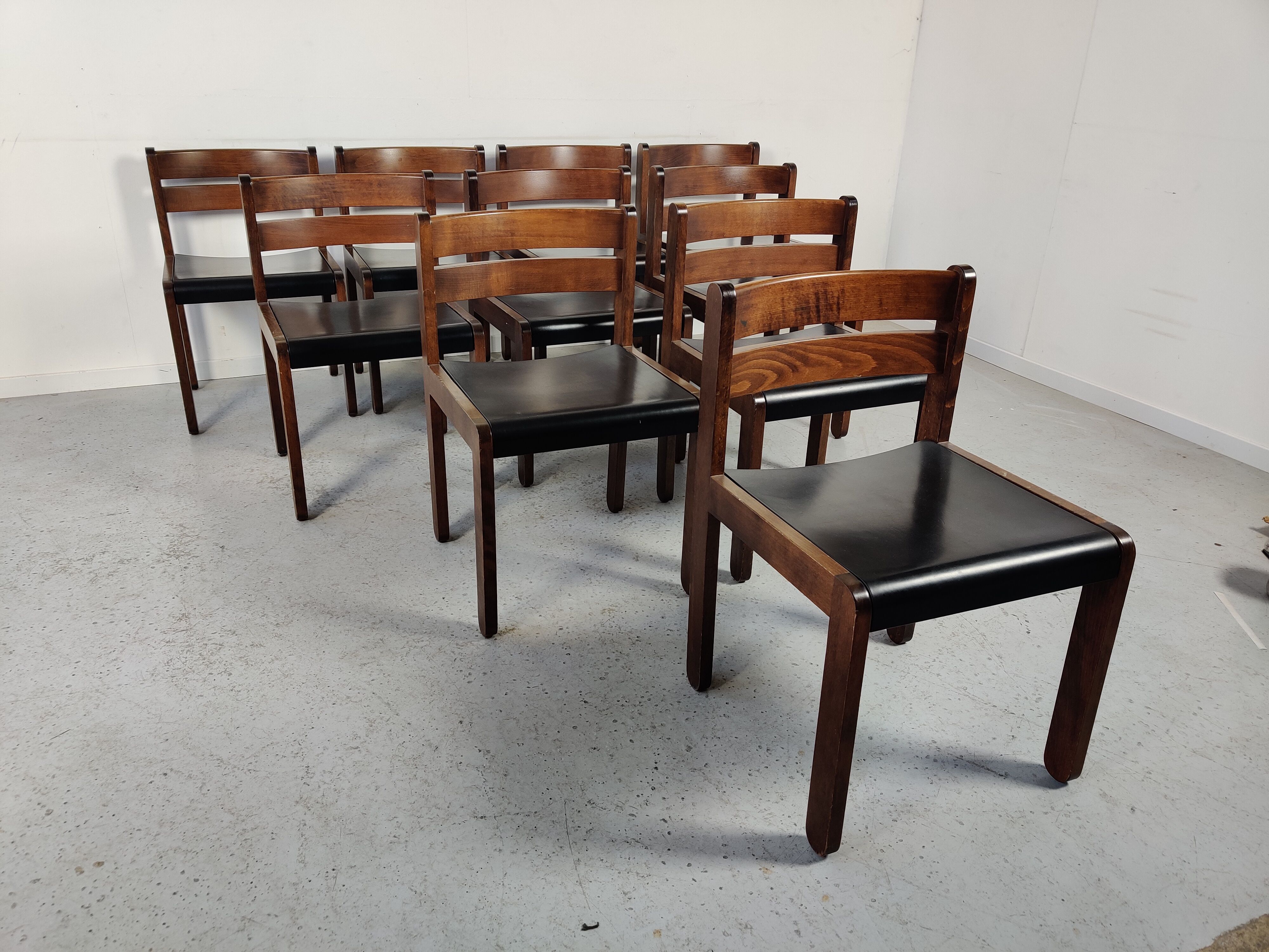 10 vintage chairs 70s/80s