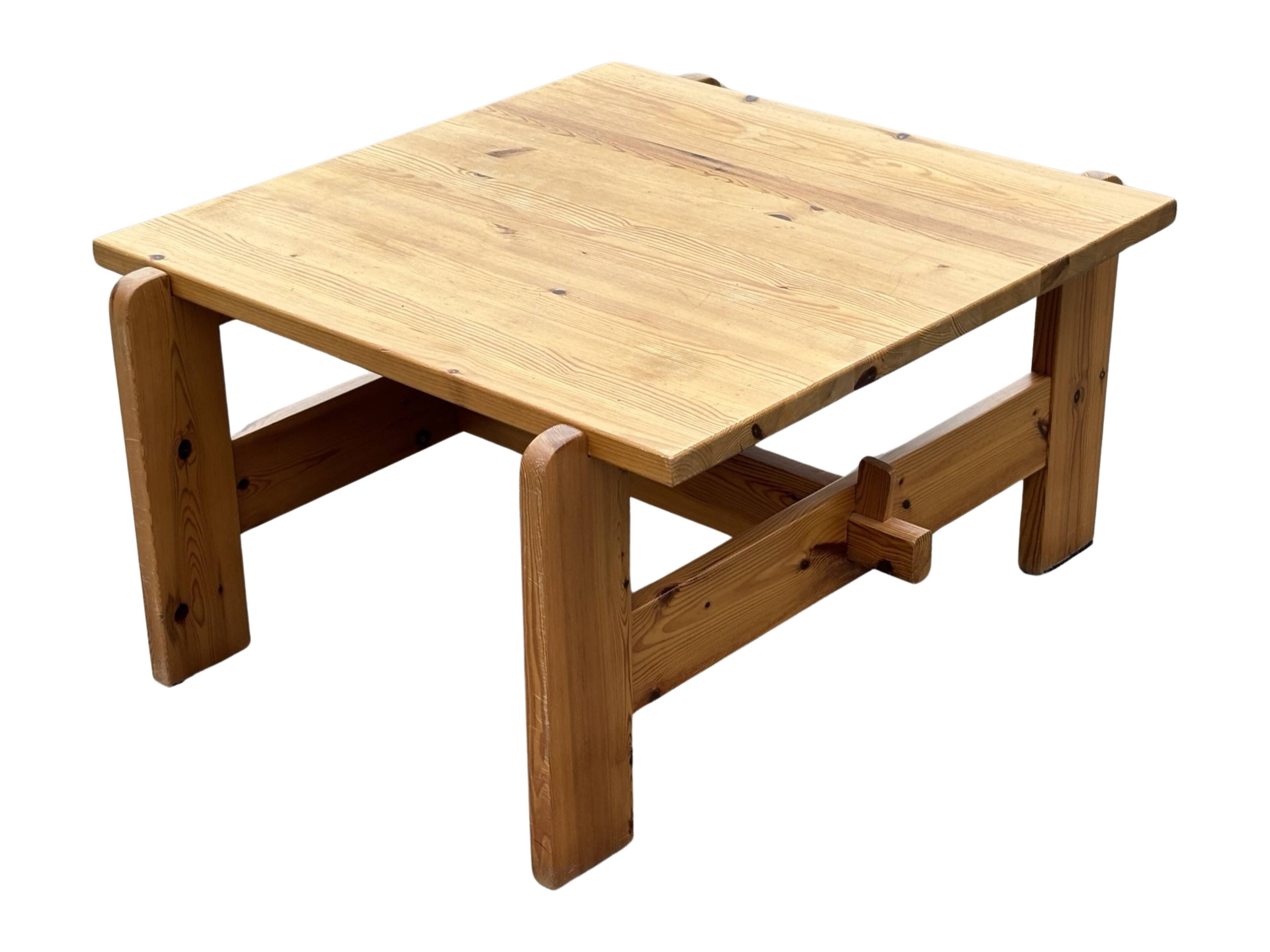Vintage coffee table pinewood minimalist 1970s design