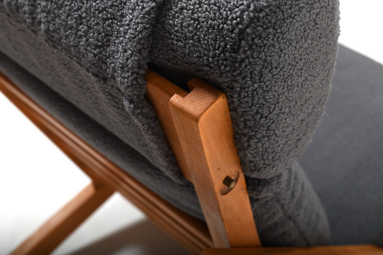 Fauteuil à dossier haut CH-03 par Hans J. Wegner